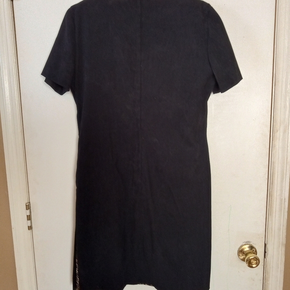 Dress - Picture 4 of 4